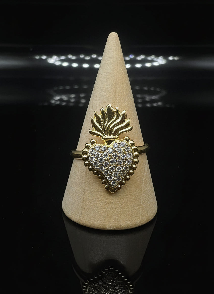 Anello Cuore Sacro in Acciaio – Zirconi e Fiamma Superiore