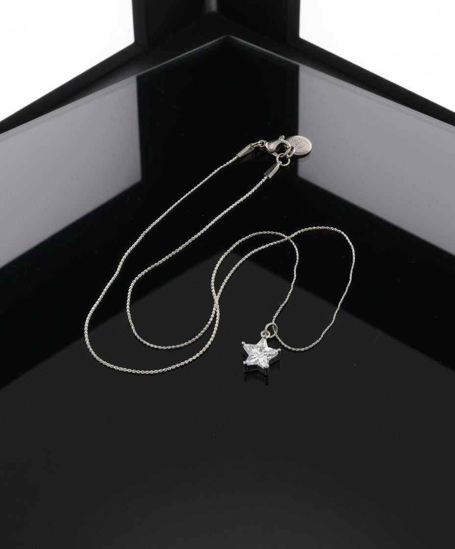 Collana in Acciaio Inox con Pendente Stella e Zircone