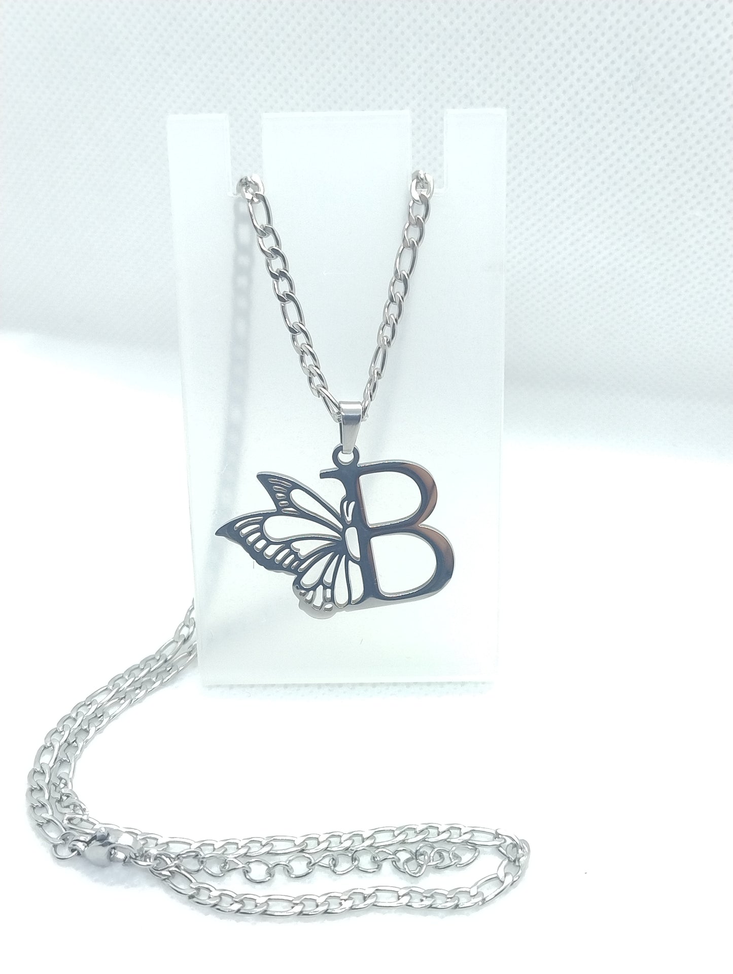 Collana Iniziale Farfalla – Acciaio Inossidabile