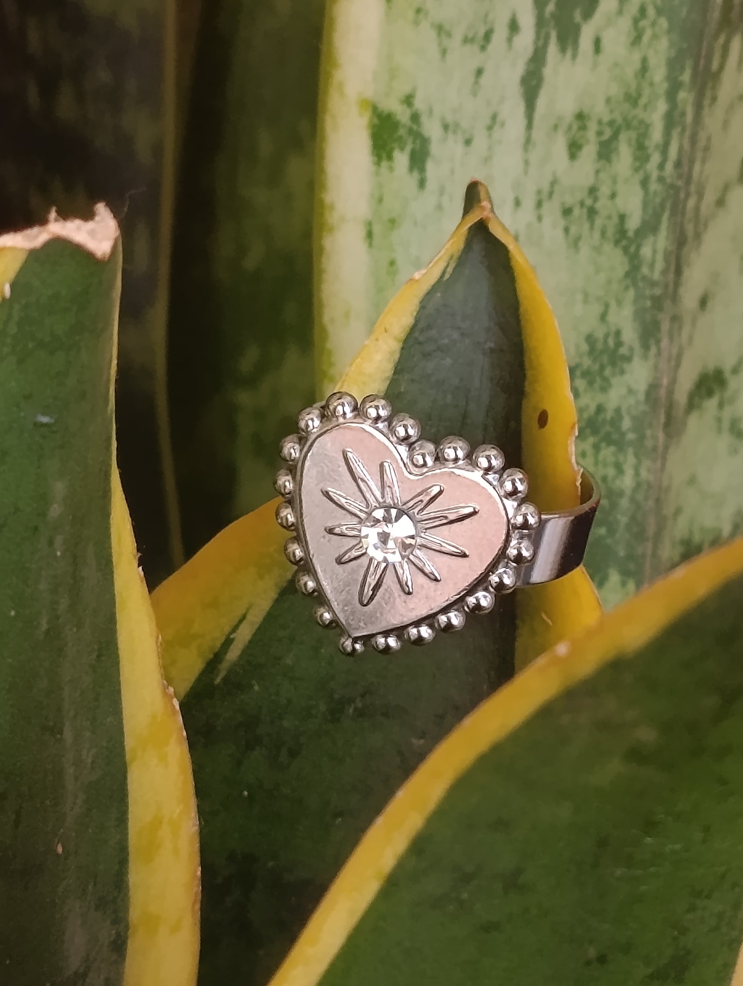 Anello Cuore Vintage 🖤 Inciso Regolabile in Acciaio Inossidabile