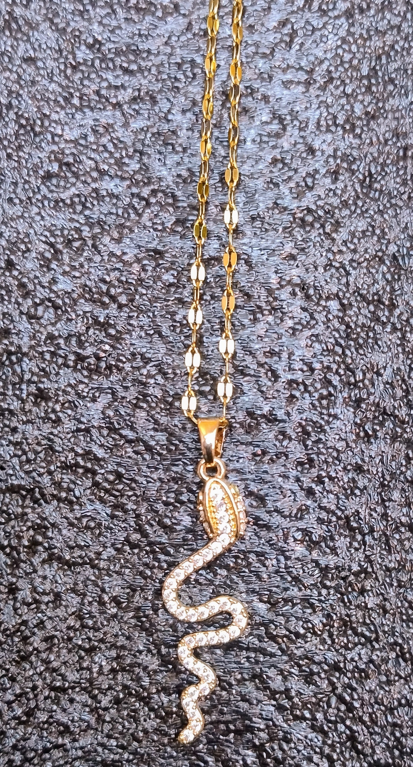 Collana Cobra splendente