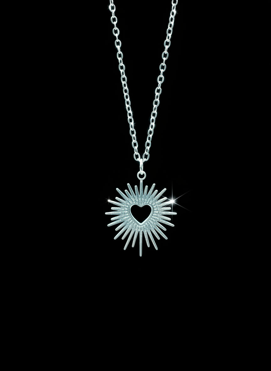 Collana Cuore Solare in Acciaio Inossidabile – Luce e Amore