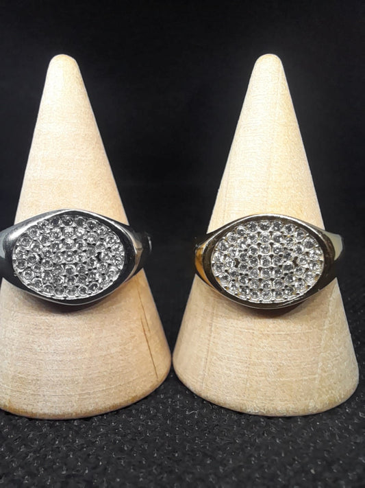 Anello Chevalier Ovale in Acciaio – Pavé di Cristalli Luminos