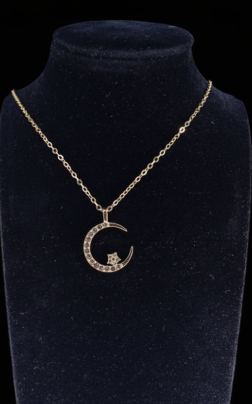 Collana Luce Lunare 🖤 Charm Luna e Stelle in Acciaio 316L su Catena in Ottone
