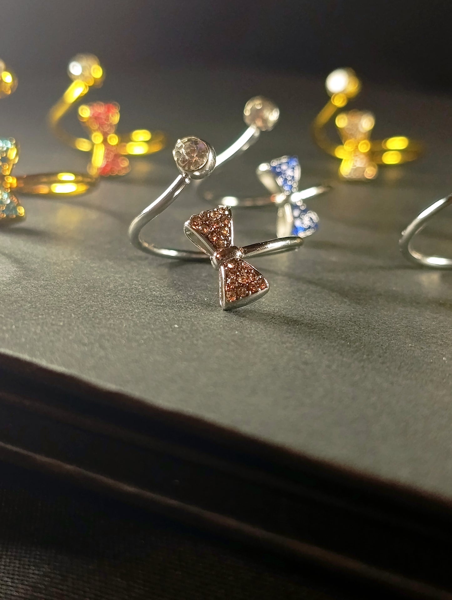 Omaggio 🖤 anello fiocco