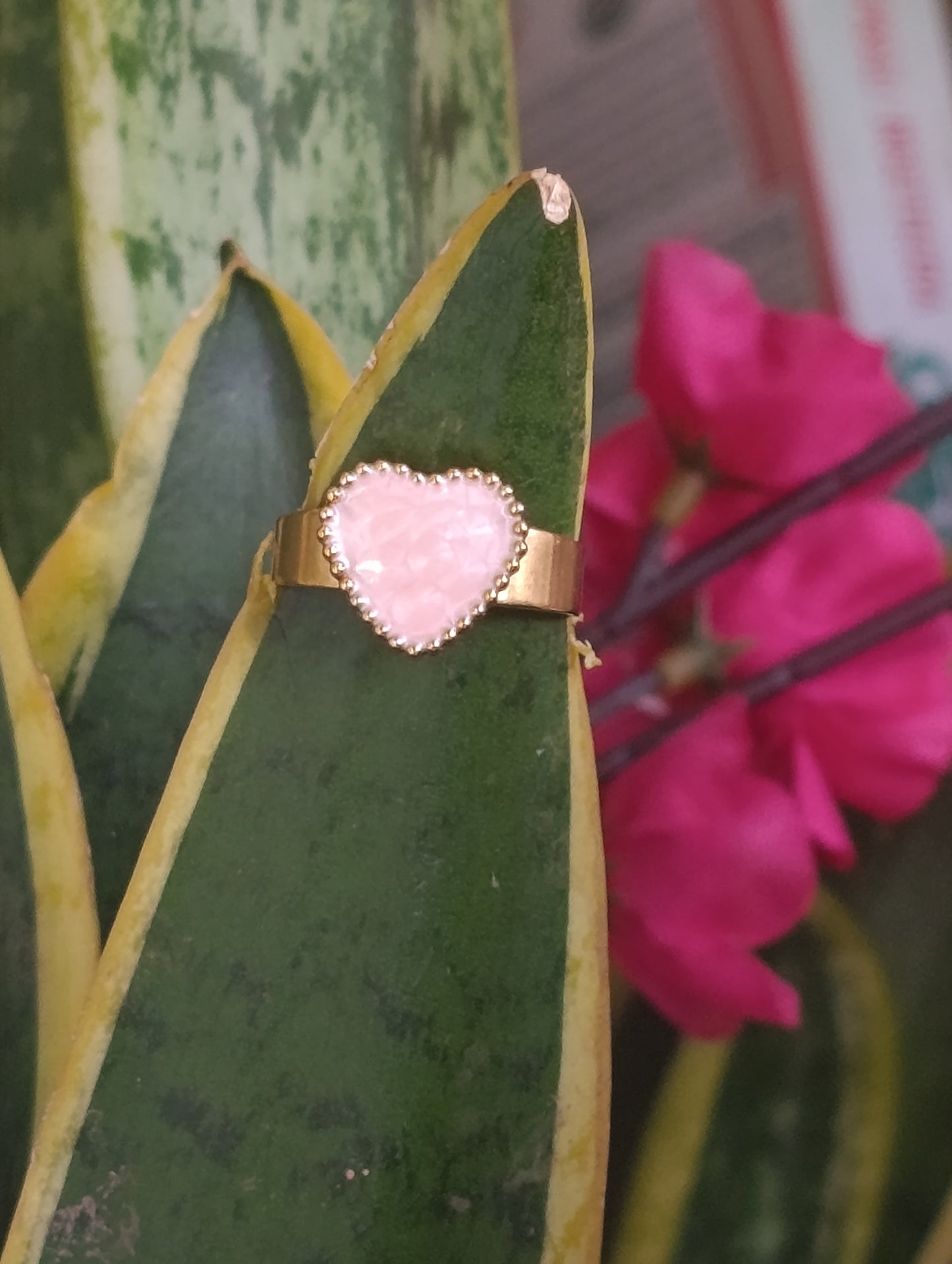 Anello Cuore Pietra Colorata 🖤 Regolabile in Acciaio con Finitura Oro