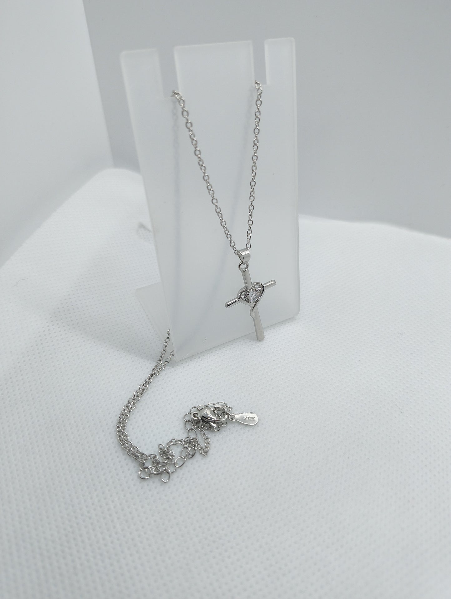 Collana Croce con Cuore in Argento 925