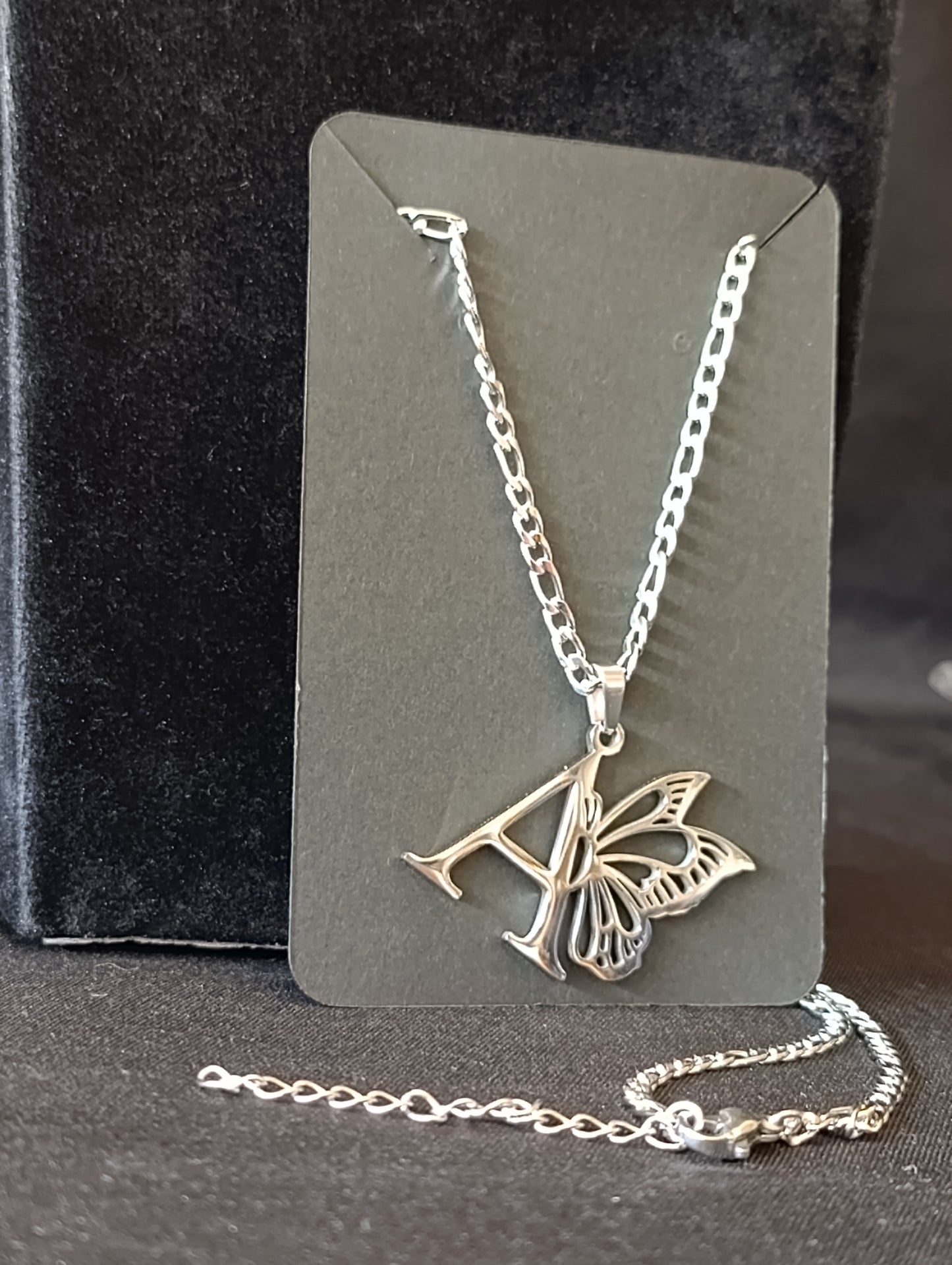 Collana Iniziale Farfalla Acciaio Inossidabile 🖤
