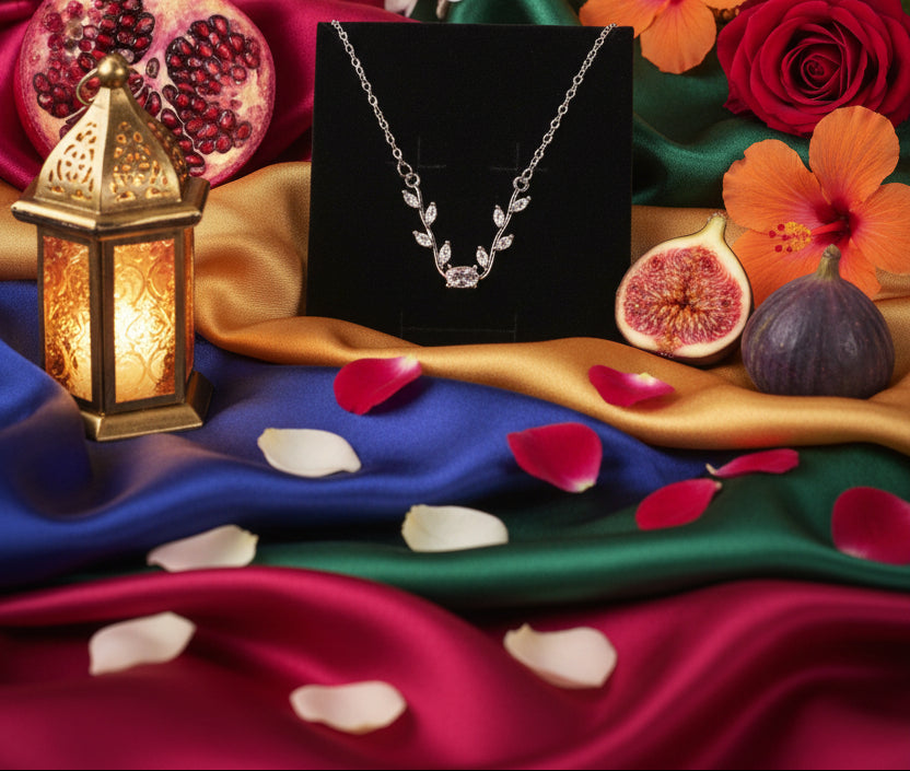Collana edera velenosa 🖤 bijoux con cristalli a foglia