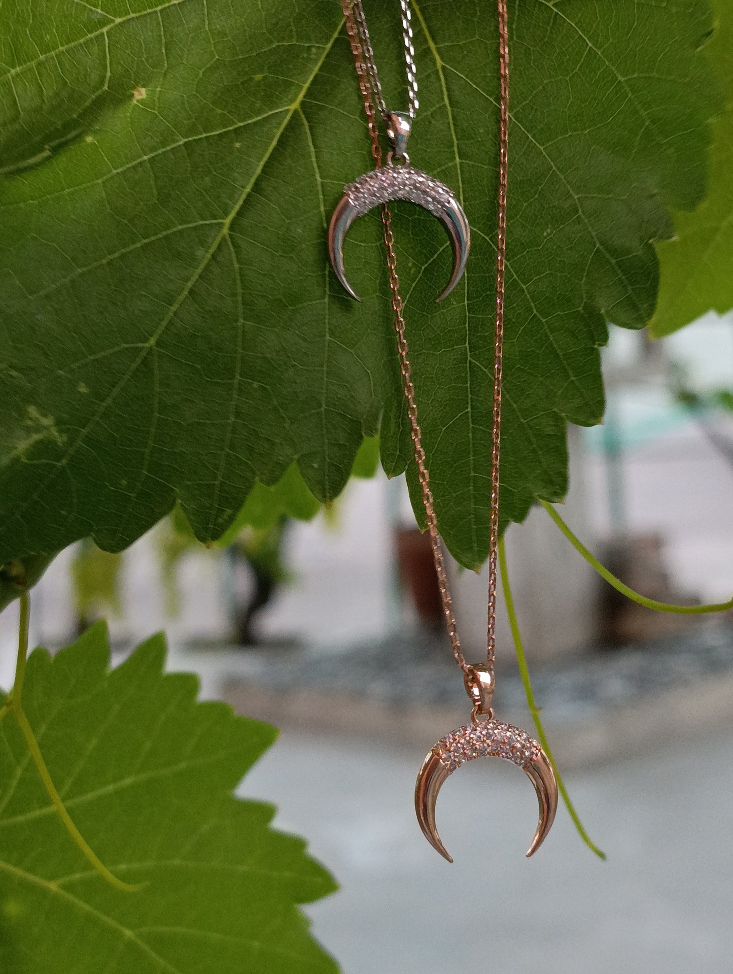 Collana Miss Luna Storta 🖤 Bijoux con Luna e Strass in Ottone