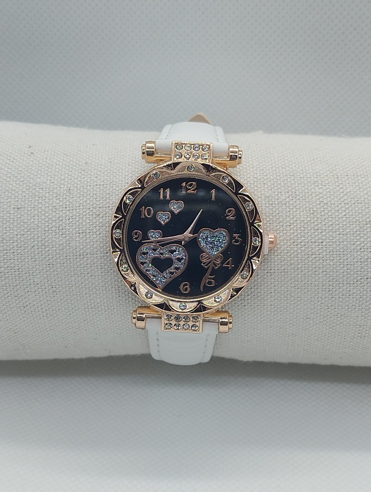 Eleganza senza tempo – Cinturino Bianco