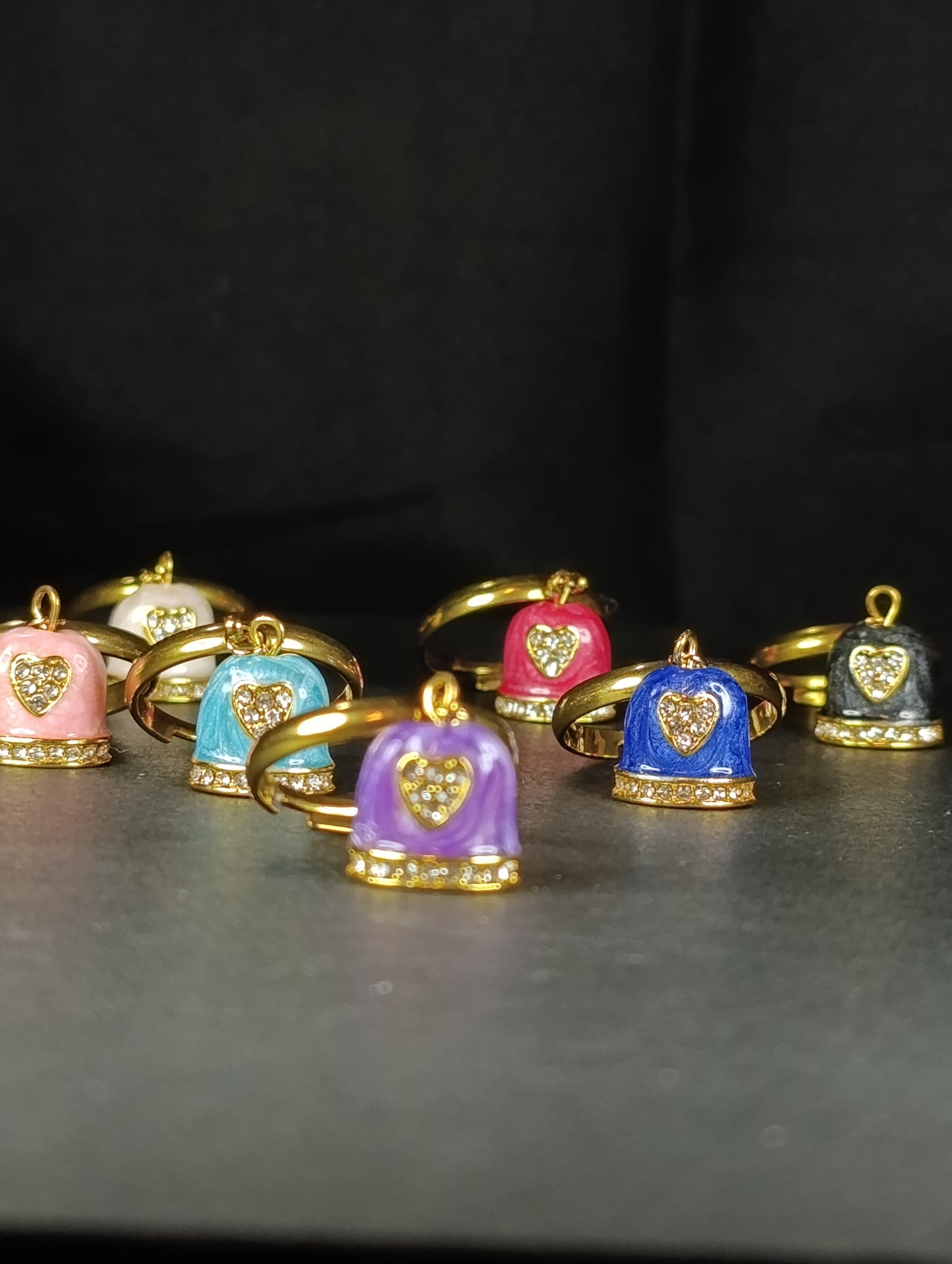 Omaggio 🖤 anello campana