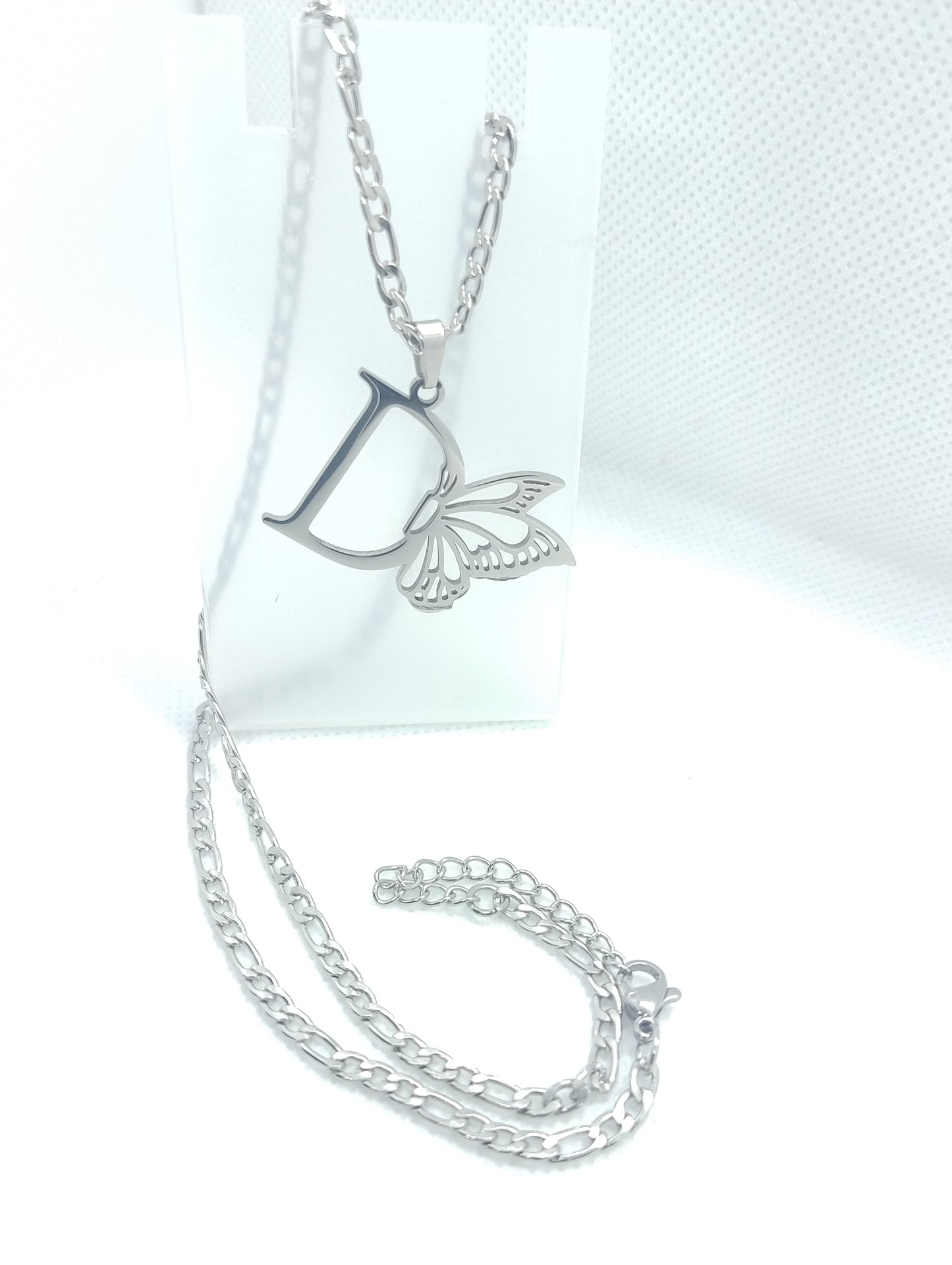 Collana Iniziale Farfalla – Acciaio Inossidabile