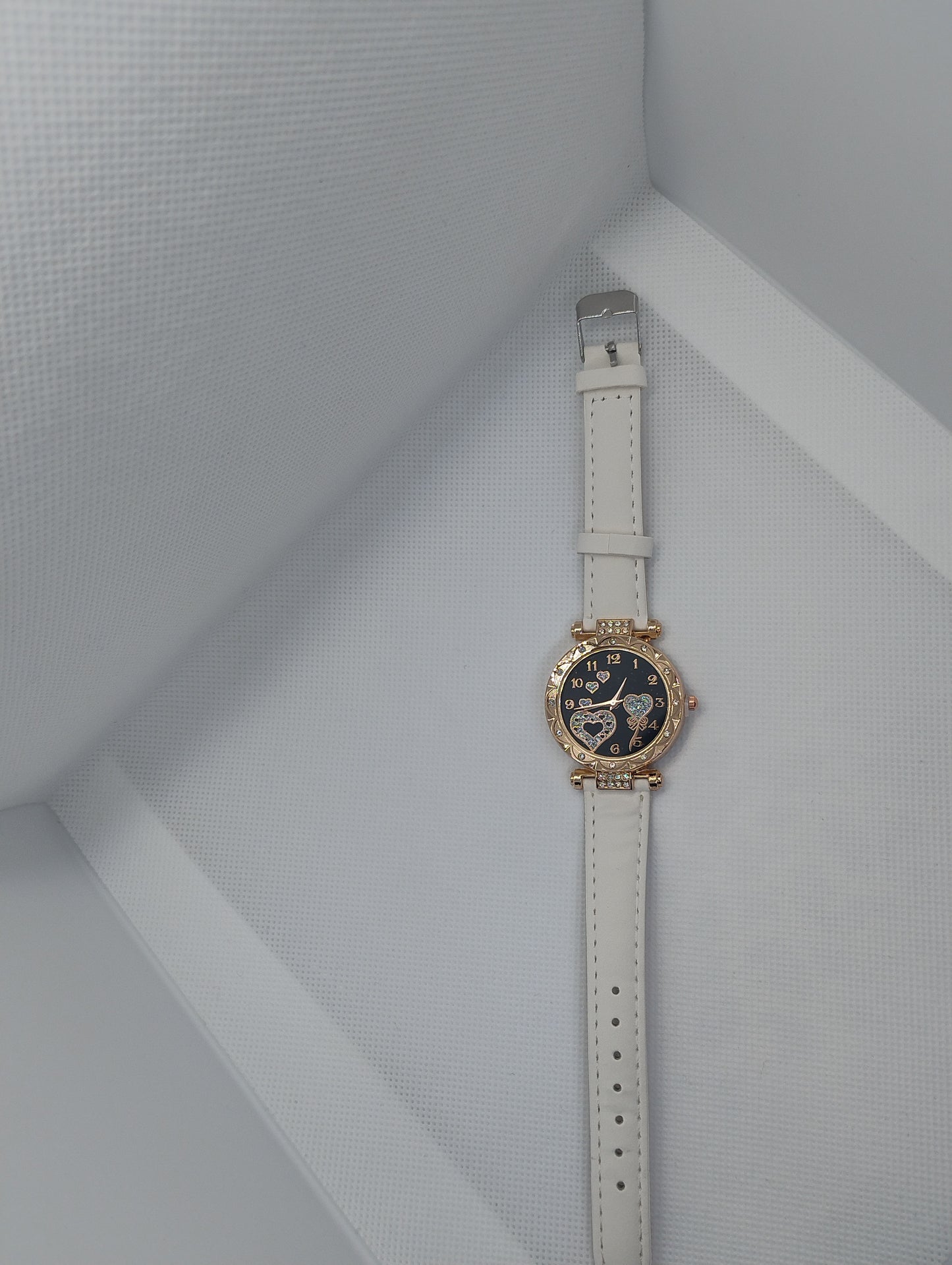 Eleganza senza tempo – Cinturino Bianco