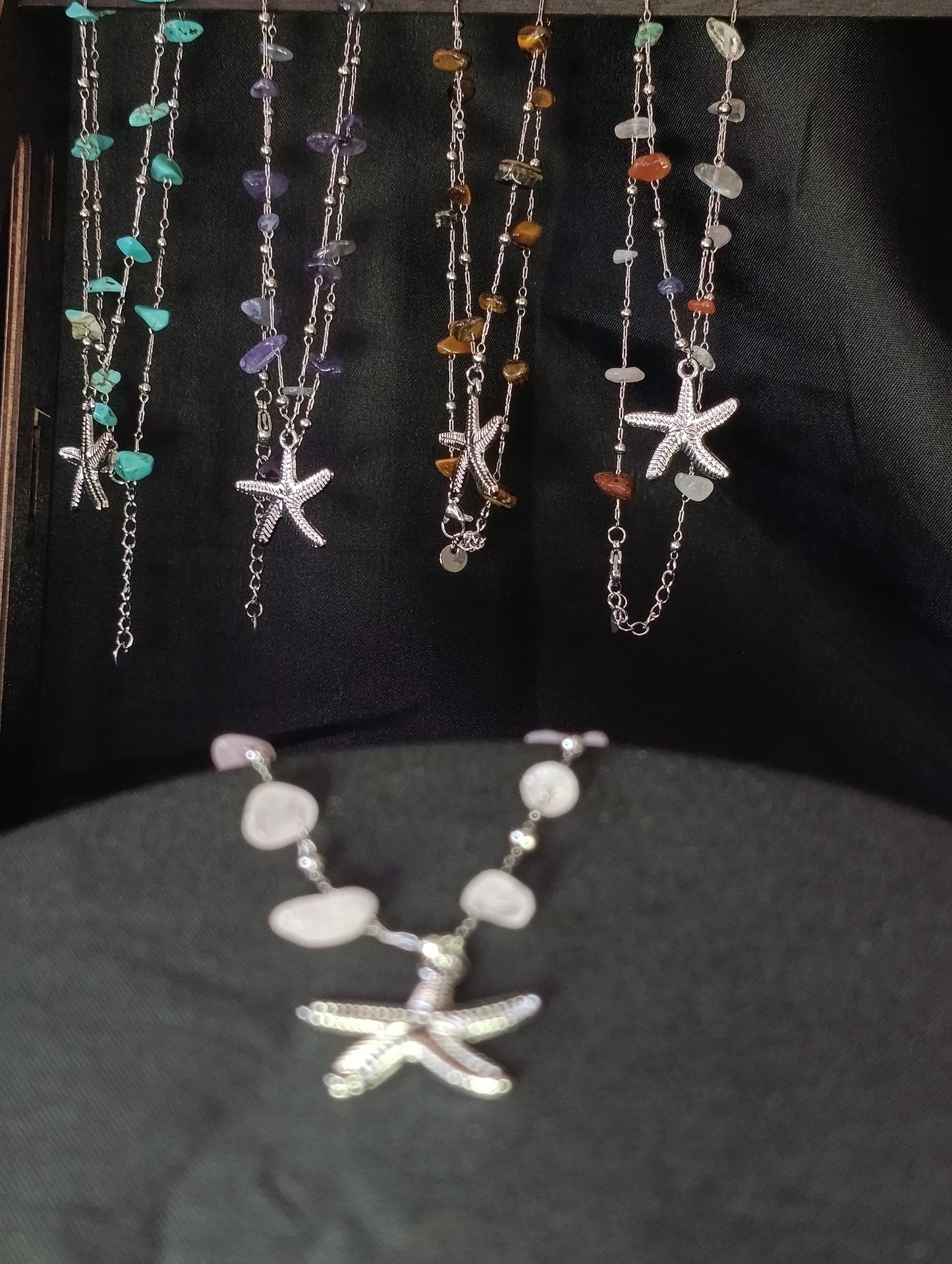 Omaggio 🖤 collana stella e pietre colorate