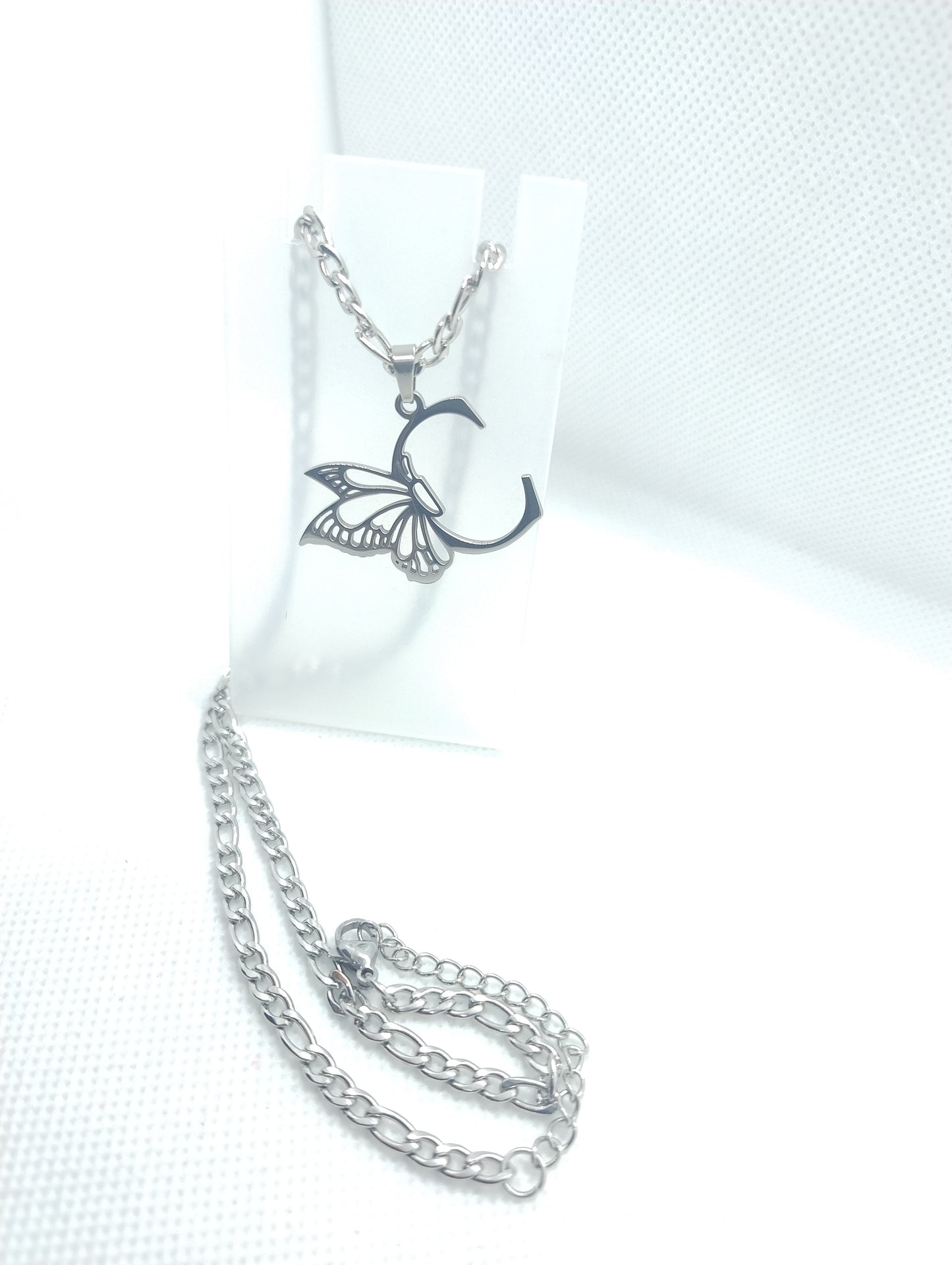 Collana Iniziale Farfalla – Acciaio Inossidabile