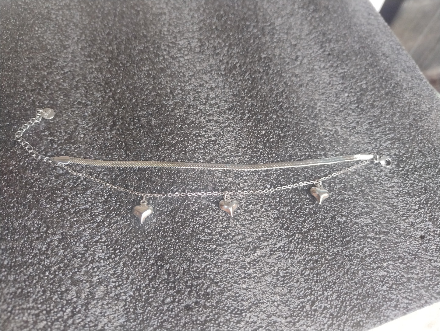 Bracciale Tre cuori senza capanna