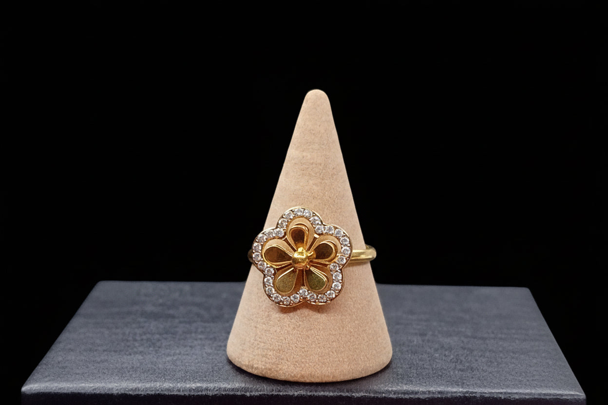 Anello Fiore in 3D 🖤 con Strass Regolabile in Acciaio Inossidabile