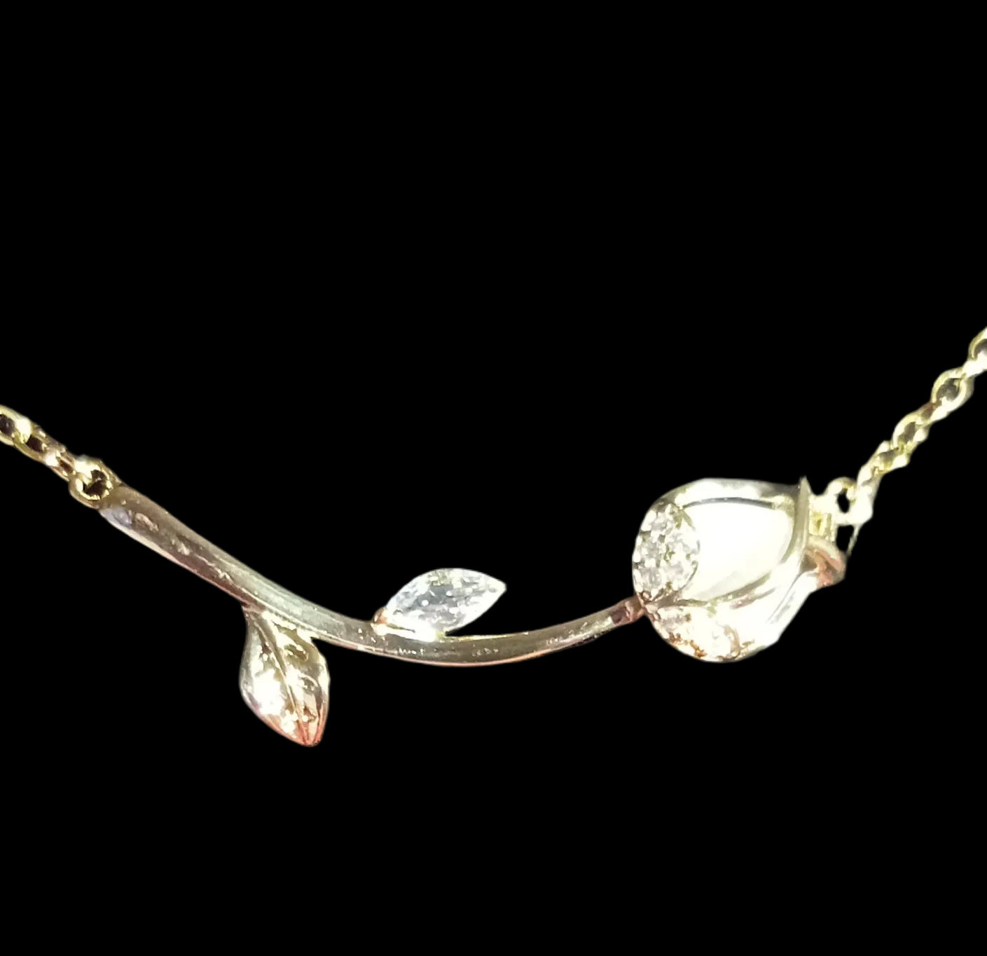 Collana Filo di Petalo 🖤 Bijoux Floreale con Strass in Acciaio e Ottone