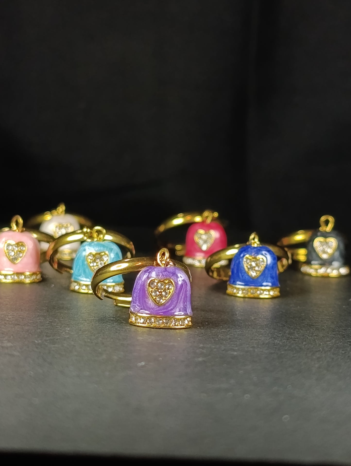Omaggio 🖤 anello campana