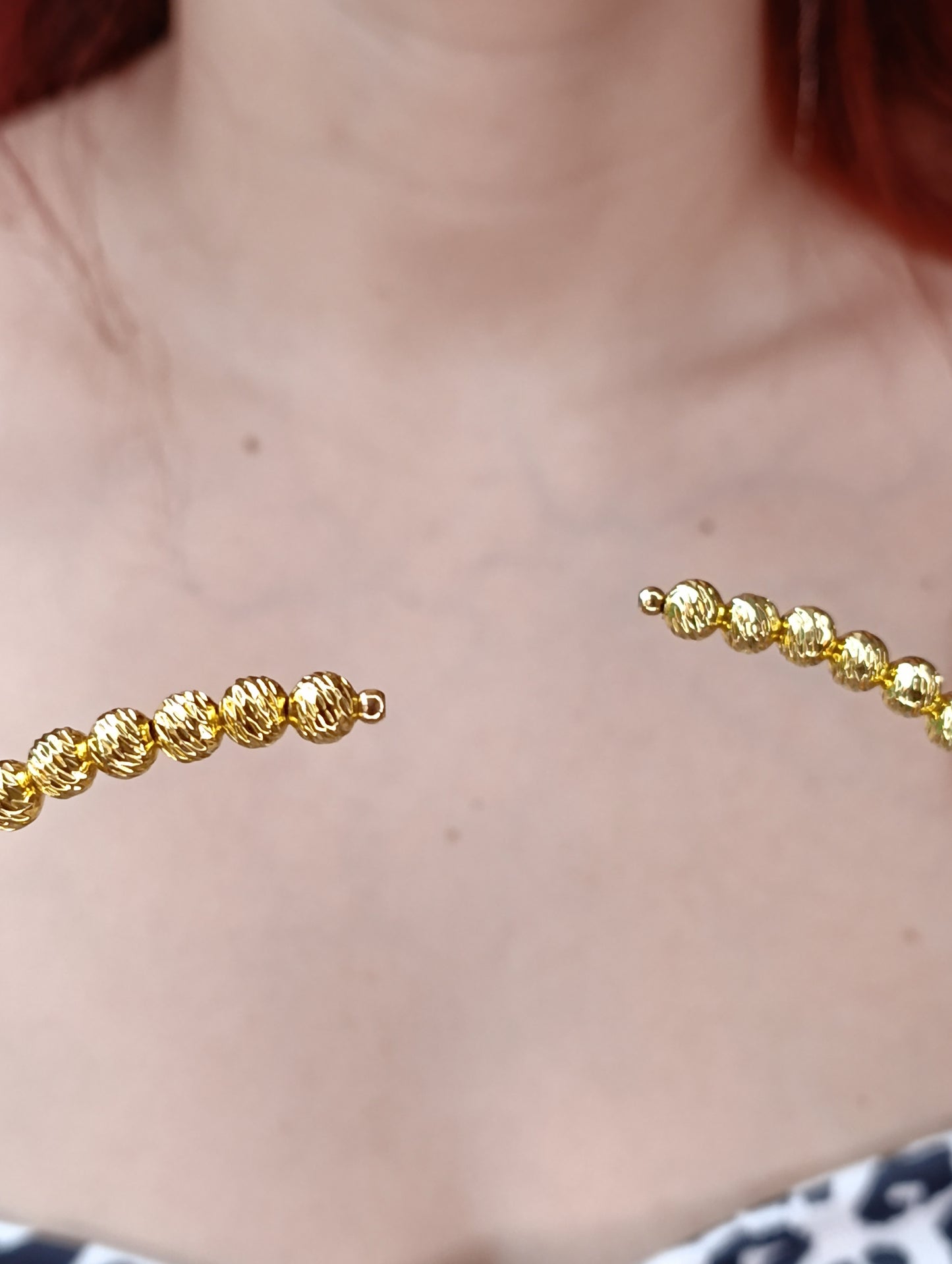 Collana Rigida Luminous 🖤 Girocollo con Palline Sfaccettate in Acciaio 316L