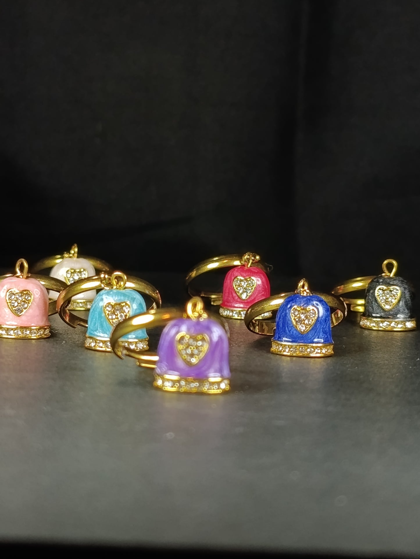 Omaggio 🖤 anello campana