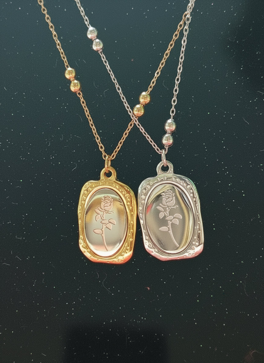 Collana Rosa Eterna in Acciaio Inossidabile 316L - Bijoux Romantico Simbolo di Amore Eterno 🌹